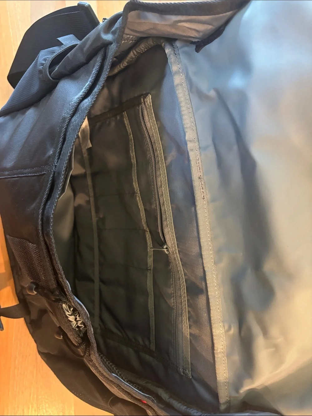 Timbuk2 classic messenger